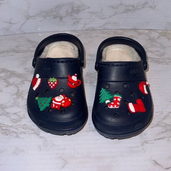Crocs jibbets Christmas Santa theme sandals clogs shoes size 11 - Picture 2 of 8